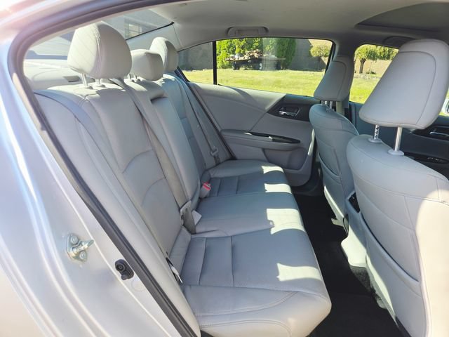 Used 2015 Honda Accord EX-L image 15