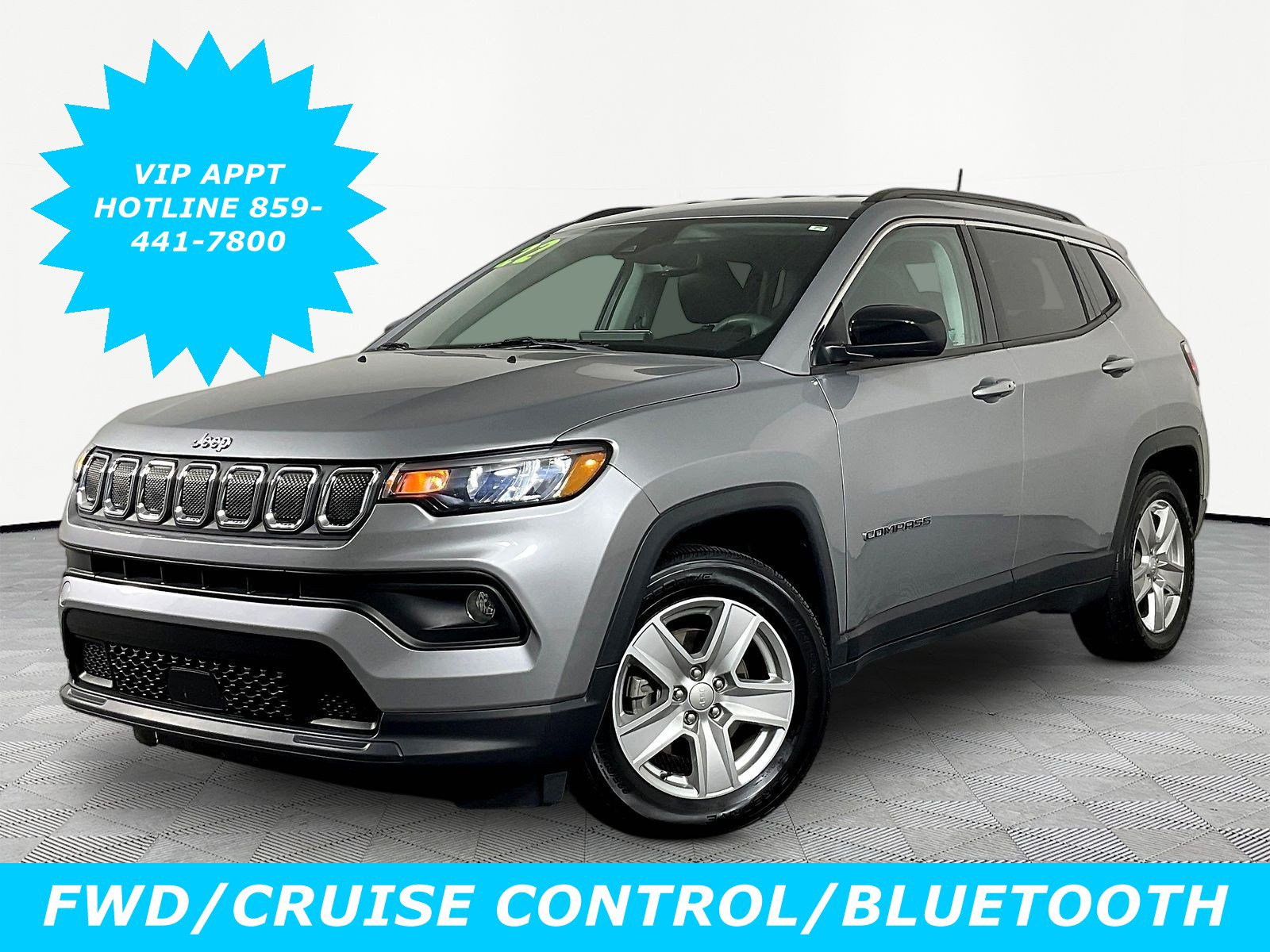 Used 2022 Jeep Compass Latitude FWD image 1