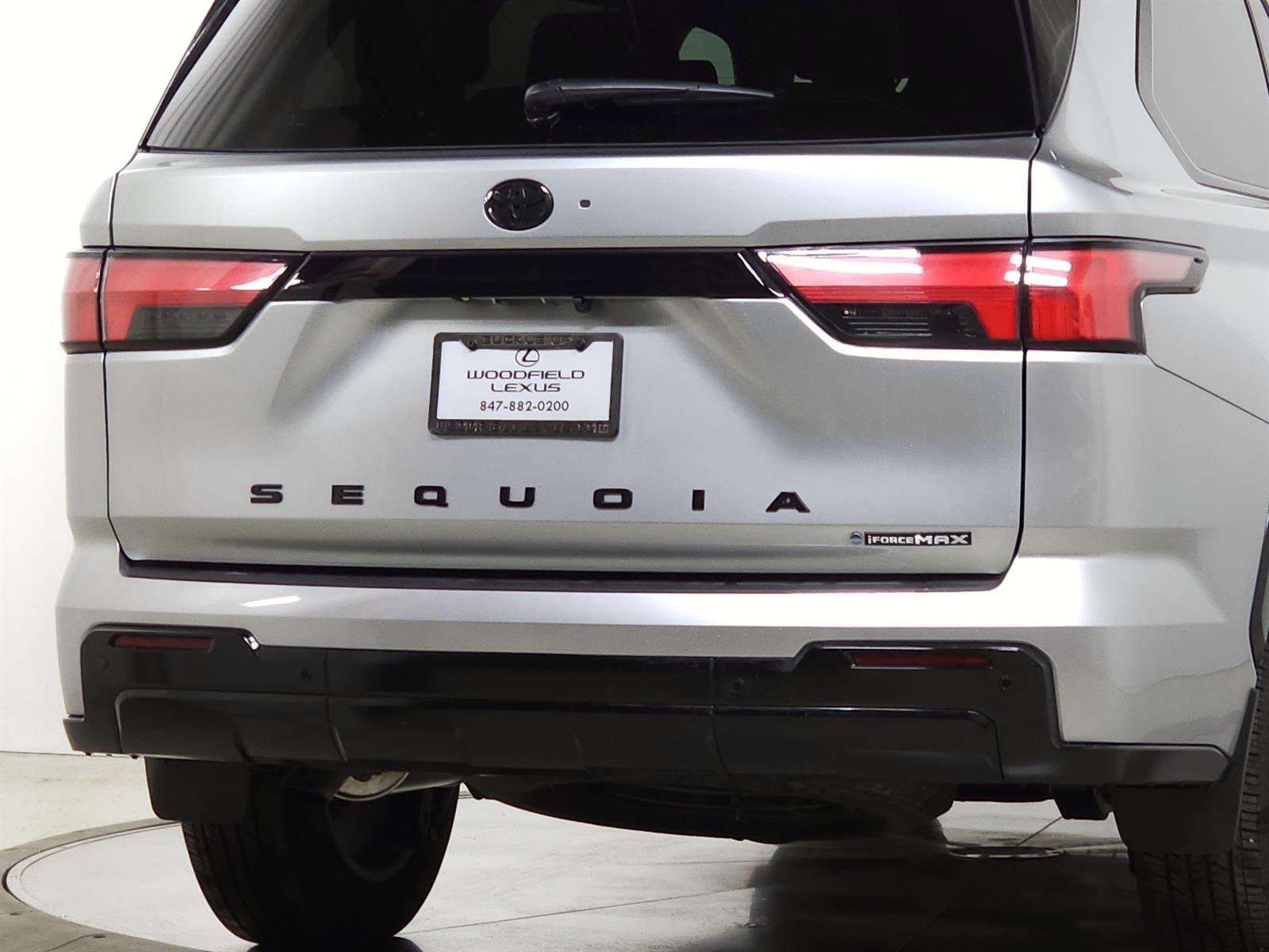 Used 2025 Toyota Sequoia Platinum image 12