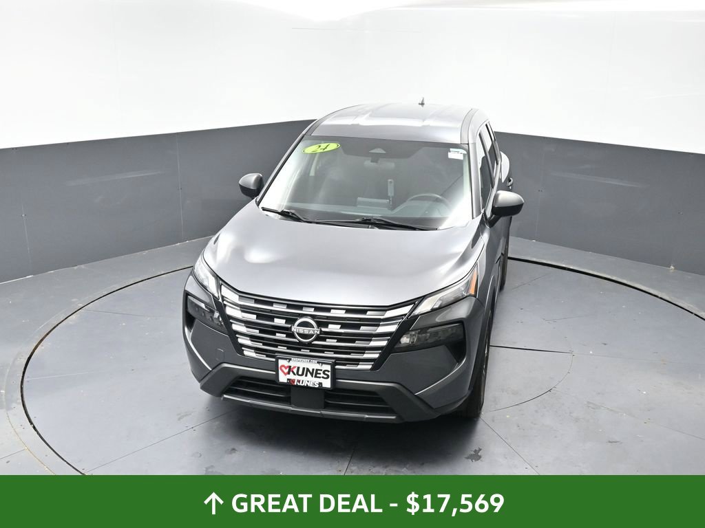 Used 2024 Nissan Rogue S FWD image 42