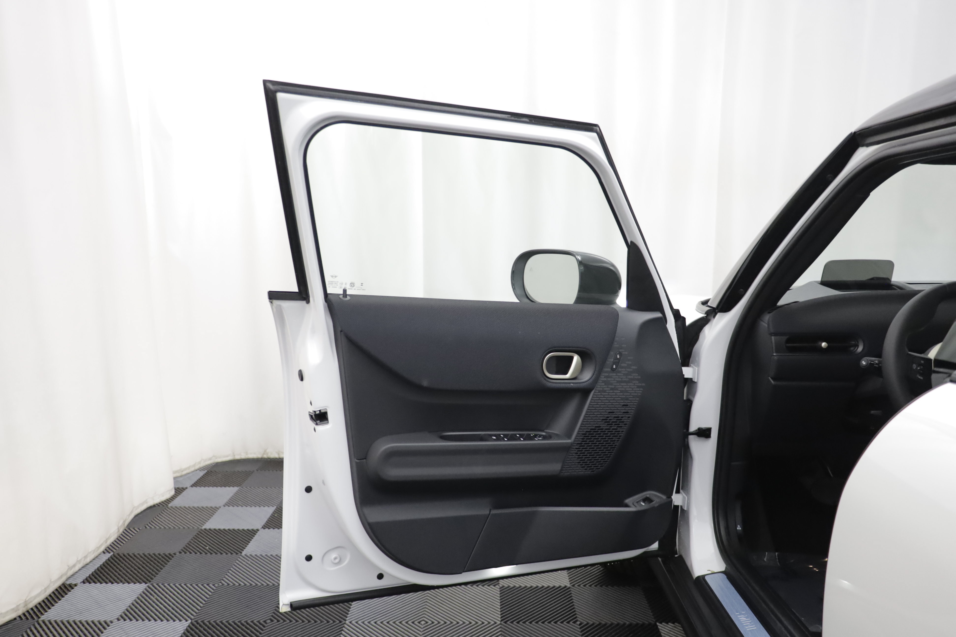 New 2027 MINI Cooper 4-Door Hardtop FWD image 5