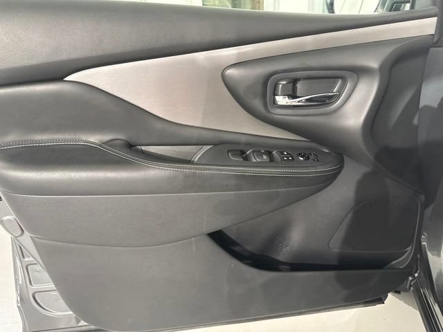 Used 2020 Nissan Murano SV FWD image 19