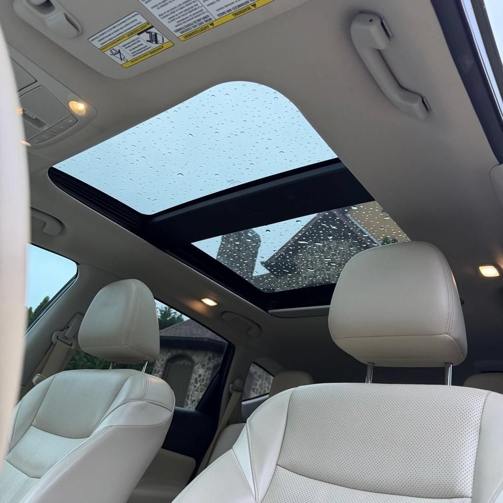 Used 2016 Nissan Murano Platinum w/ Platinum Technology Package FWD image 16