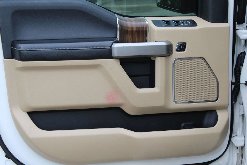 Used 2017 Ford F150 Lariat w/ Equipment Group 502A Luxury image 20