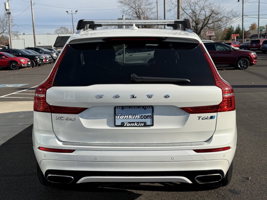 Used 2018 Volvo XC60 T6 R-Design w/ Convenience Package image 6