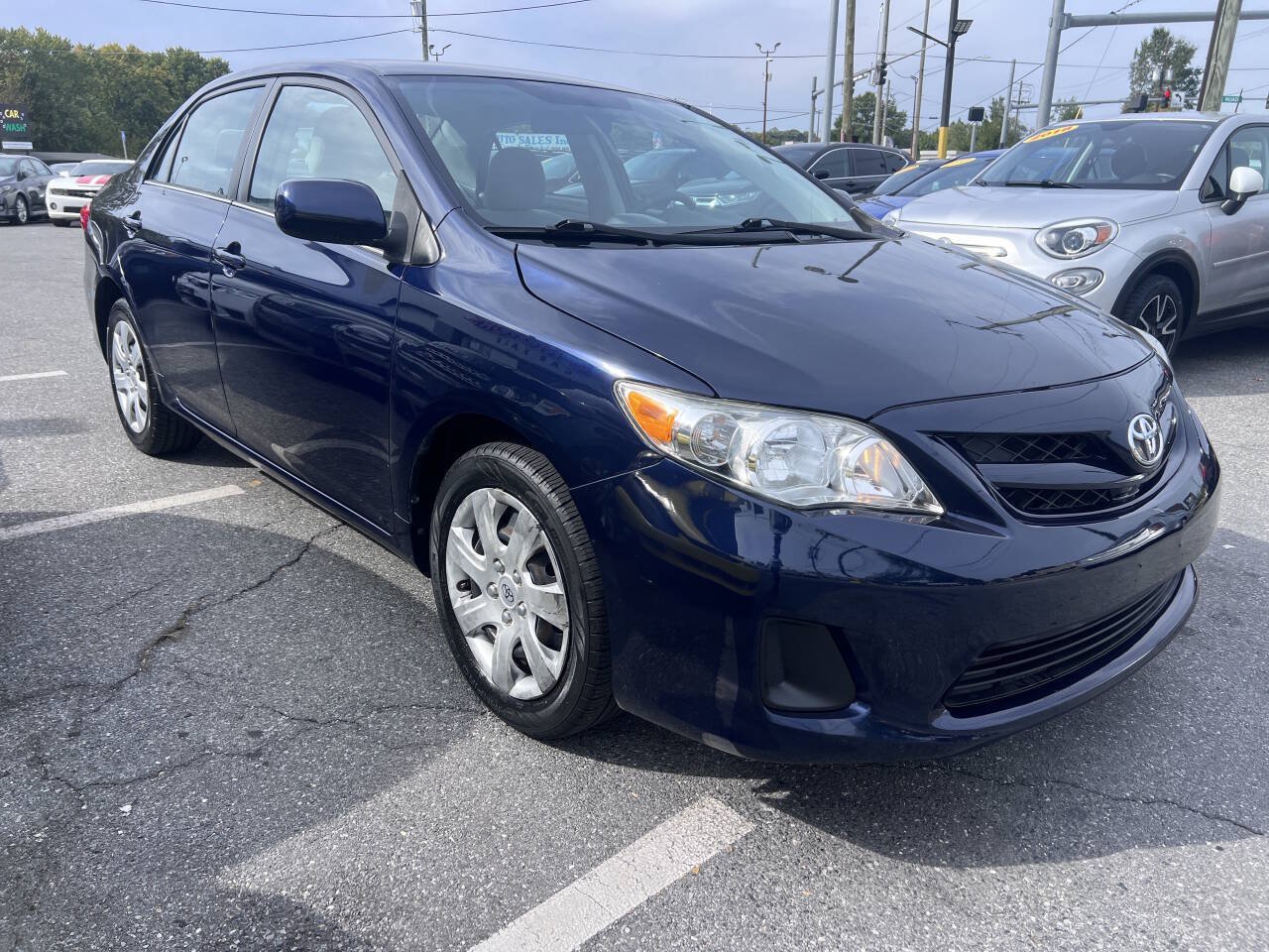 Used 2013 Toyota Corolla LE FWD image 3