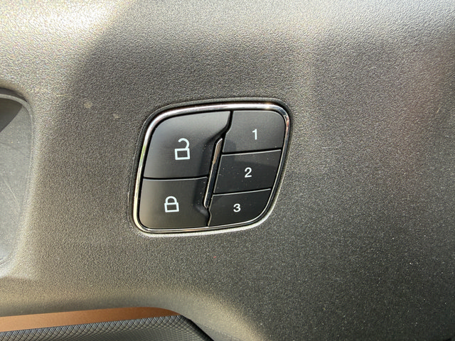 Certified 2025 Ford Bronco Sport Outer Banks w/ Outer Banks Tech Package+ AWD/4WD image 22