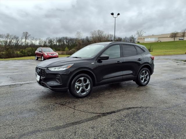 Used 2025 Ford Escape ST-Line image 36