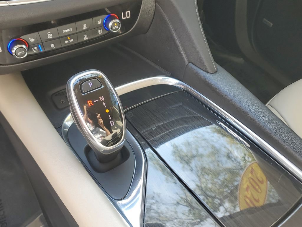 Used 2020 Buick Enclave Premium w/ Surround and Sites Package image 29