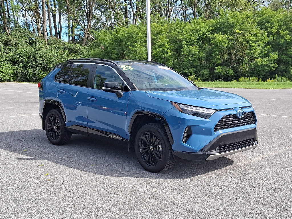 Certified 2023 Toyota RAV4 XSE AWD/4WD image 3