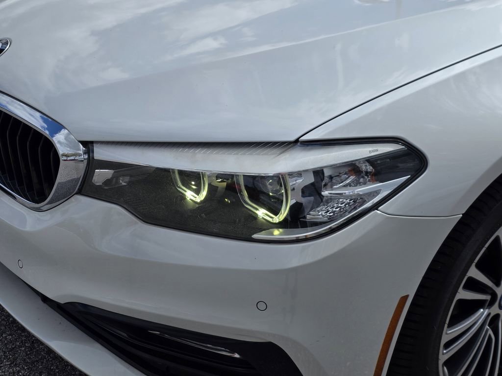 Used 2018 BMW 530e image 6