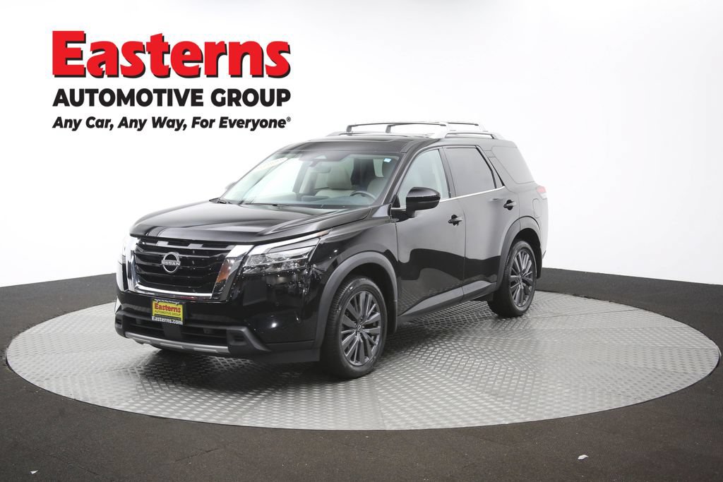 Used 2023 Nissan Pathfinder SL w/ SL Premium Package AWD/4WD image 58
