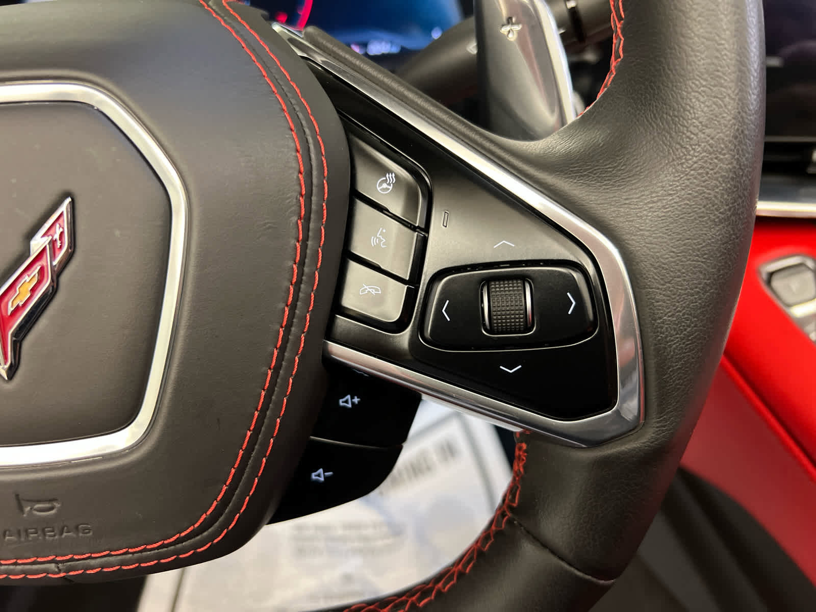 Used 2024 Chevrolet Corvette Stingray Premium Conv w/ Z51 Performance Package image 25