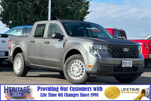 New 2025 Ford Maverick XL image 2