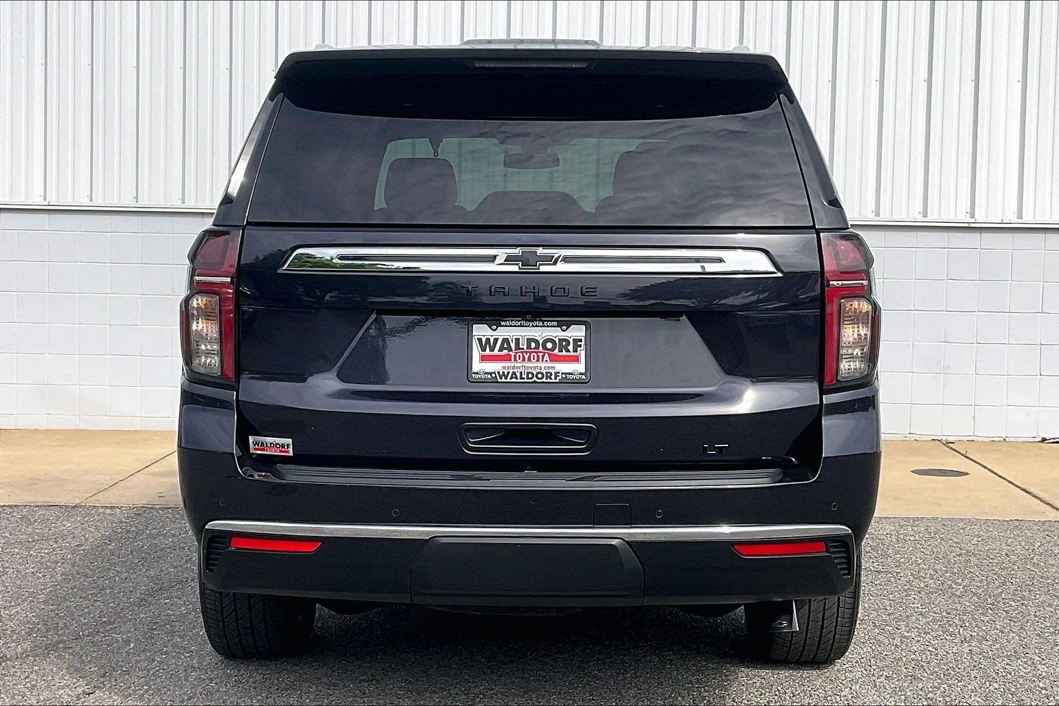 Used 2022 Chevrolet Tahoe LT w/ LT Signature Plus Package AWD/4WD image 5