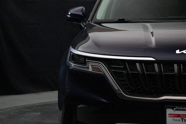 Used 2024 Kia Carnival LX image 5