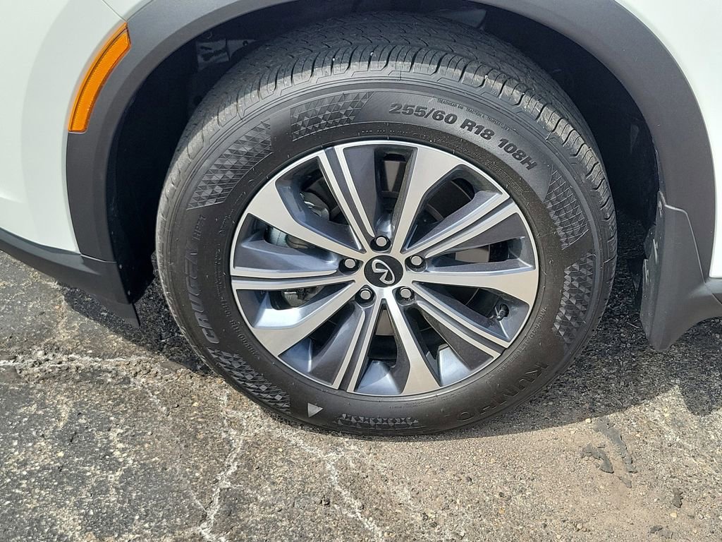 Used 2025 INFINITI QX60 Pure FWD image 9