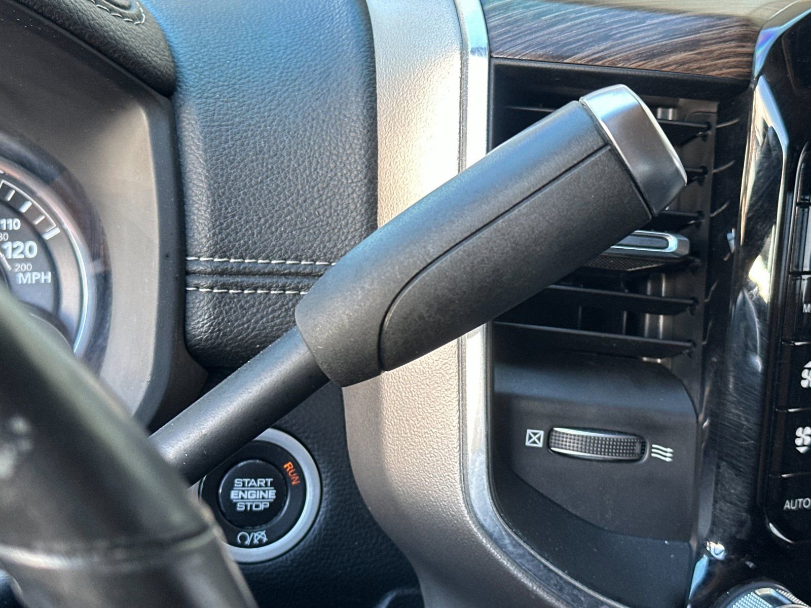 Used 2019 RAM 3500 Laramie image 21