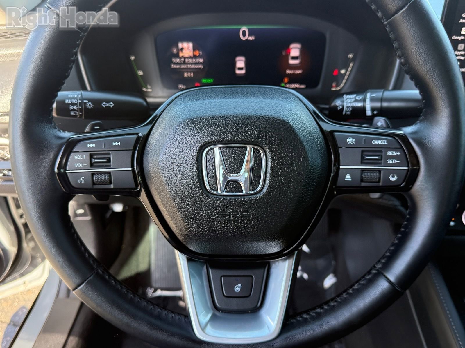 Used 2025 Honda Accord Touring image 16