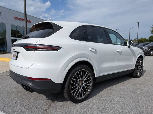 Used 2023 Porsche Cayenne Platinum Edition AWD/4WD image 4