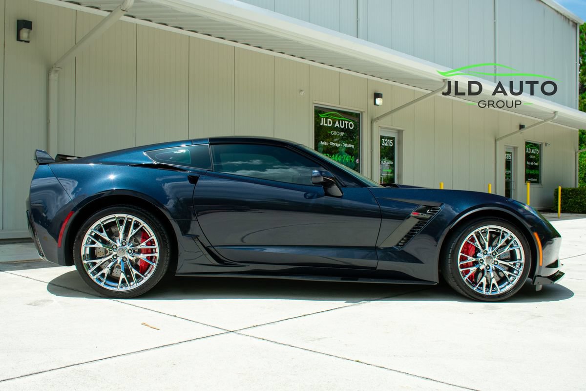 Used 2016 Chevrolet Corvette Z06 w/ Z07 Performance Package RWD image 6