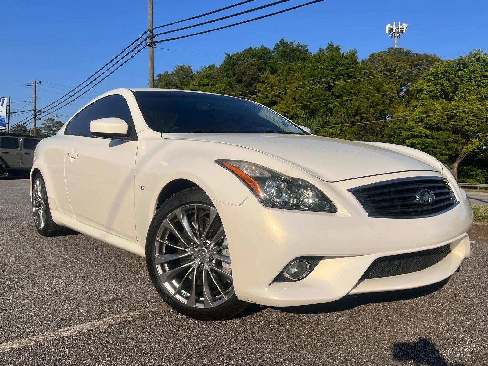 Used 2014 INFINITI Q60 Journey w/ Premium Package