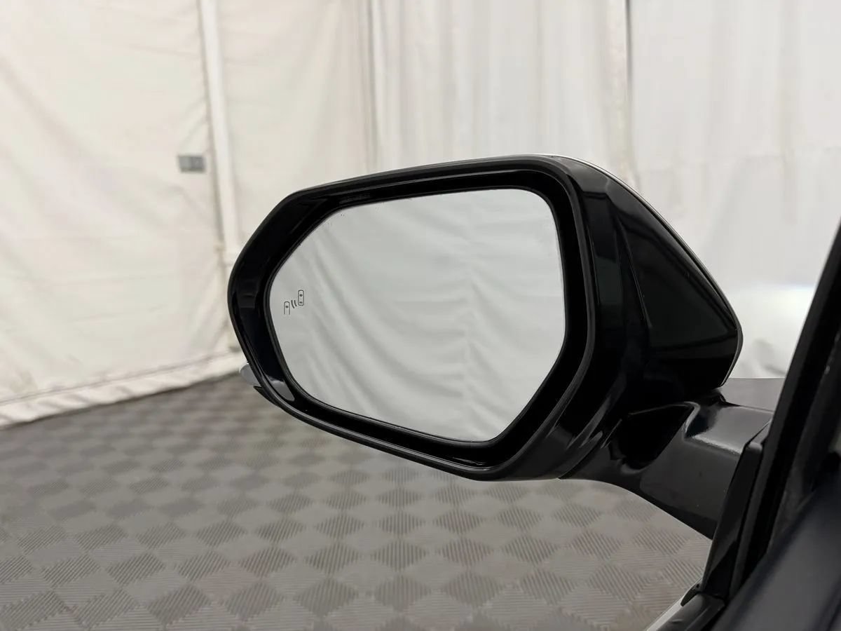 Used 2017 Toyota Prius Prime Advanced FWD image 14