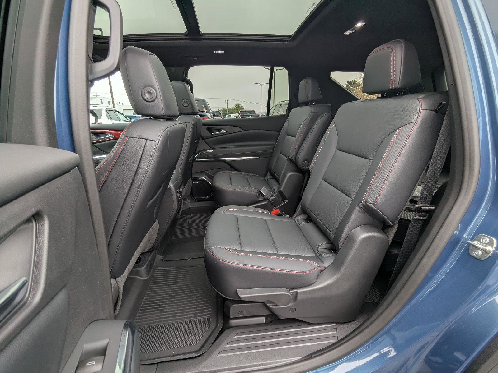 New 2026 Chevrolet Traverse Z71 w/ Enhanced Driving Package image 47