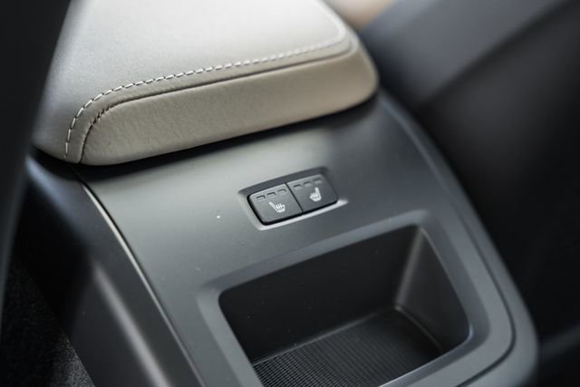 New 2026 Volvo XC60 T8 Plus w/ Protection Package Premier image 35