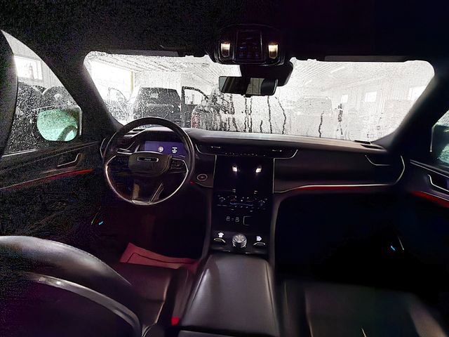 Used 2022 Jeep Grand Cherokee L Overland w/ Luxury Tech Group IV image 10