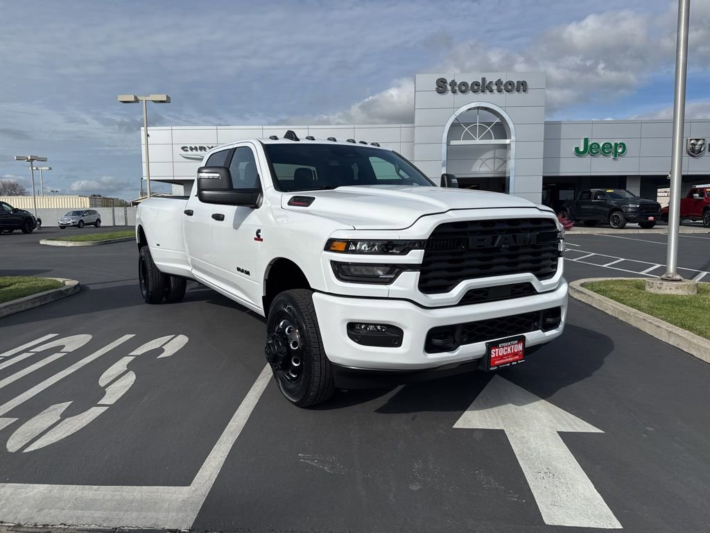 New 2026 RAM 3500 Big Horn AWD/4WD image 2