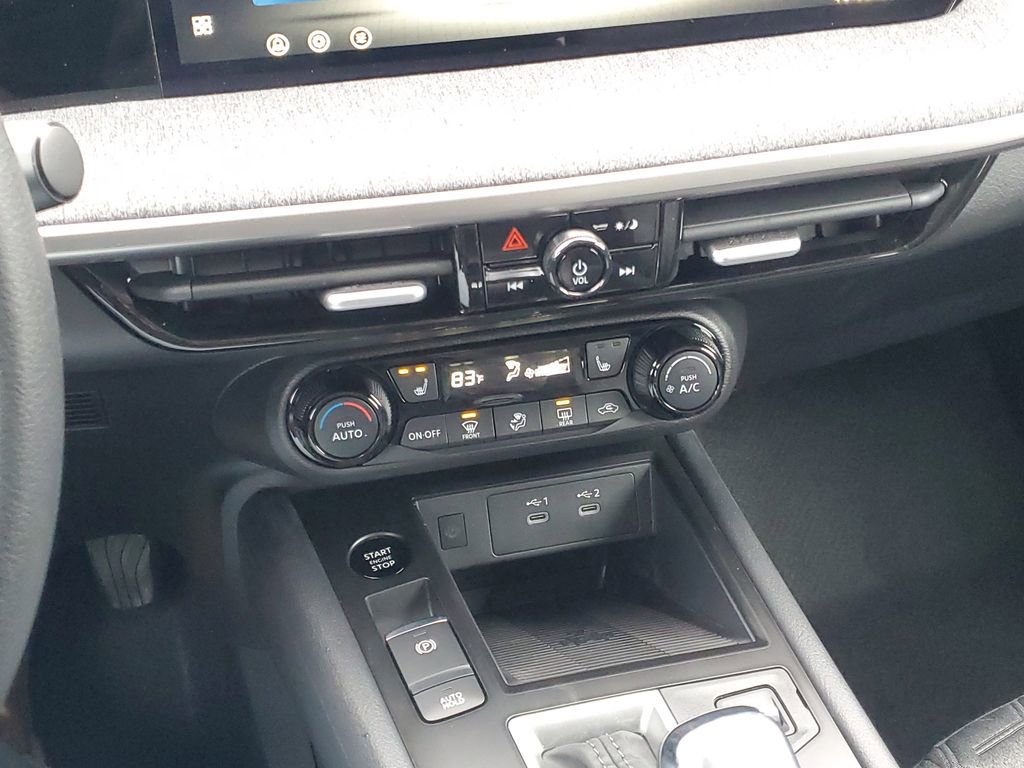 New 2026 Nissan Kicks SV w/ Cold Weather Package AWD/4WD image 19
