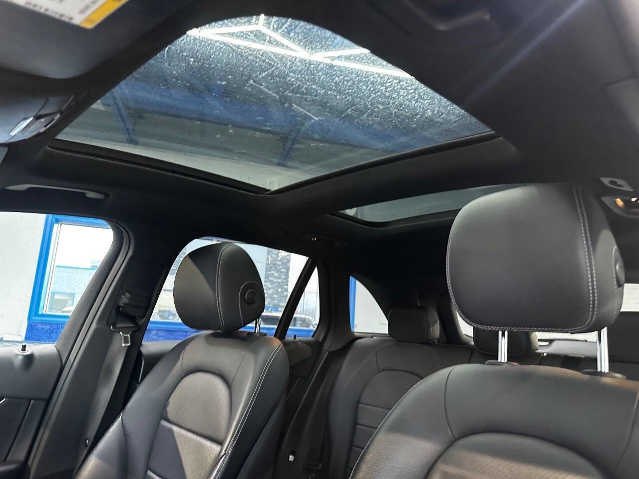 Used 2018 Mercedes-Benz GLC 300 4MATIC image 15