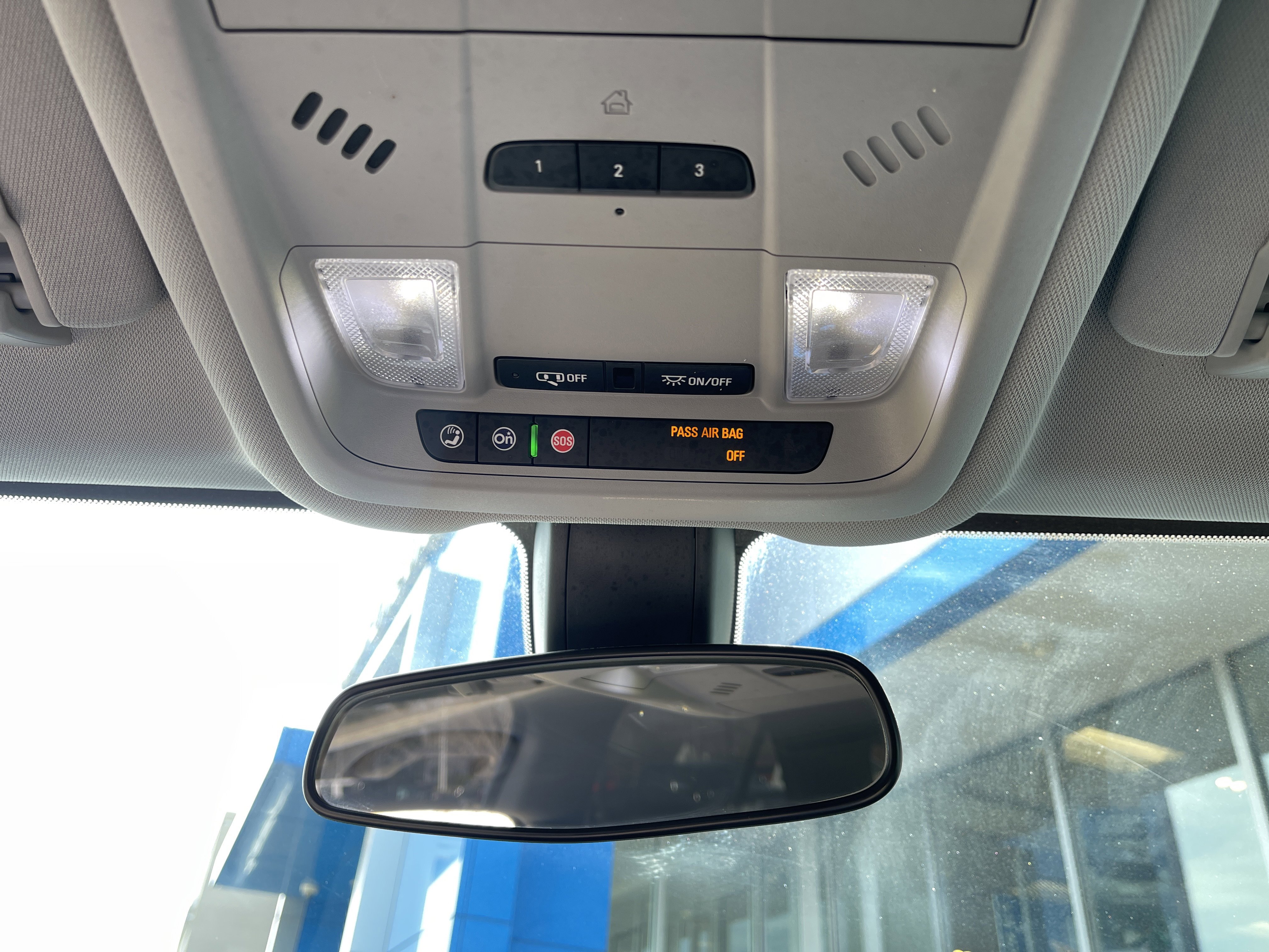 Used 2019 Chevrolet Equinox LT image 25