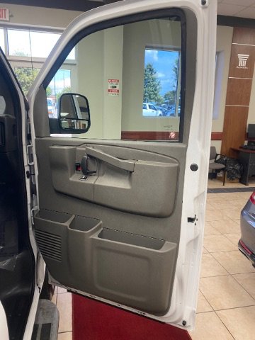 Used 2023 Chevrolet Express 2500 w/ Driver Convenience Package image 16
