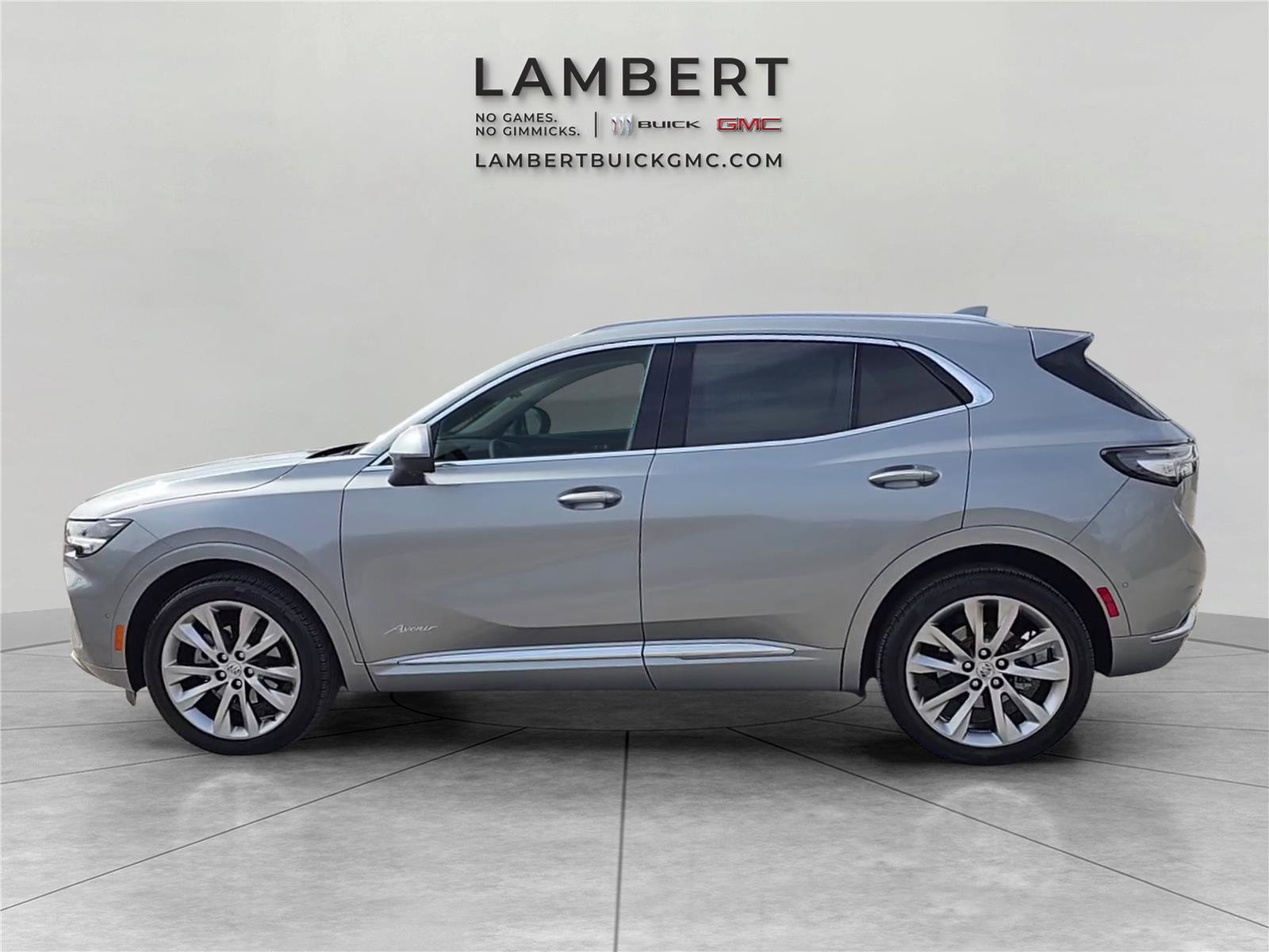 Used 2023 Buick Envision Avenir image 2