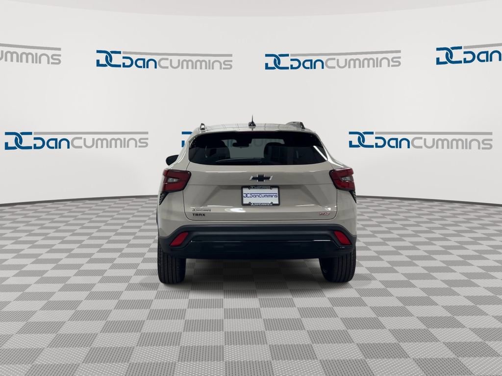 New 2026 Chevrolet Trax RS w/ Sunroof Package image 7