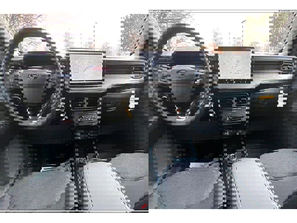 New 2025 Ford Maverick XL w/ 4K Tow Package image 22