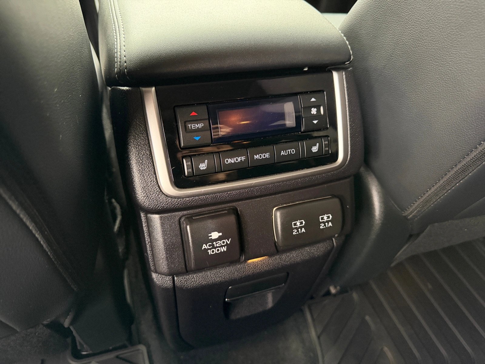 Used 2022 Subaru Ascent Touring AWD/4WD image 21