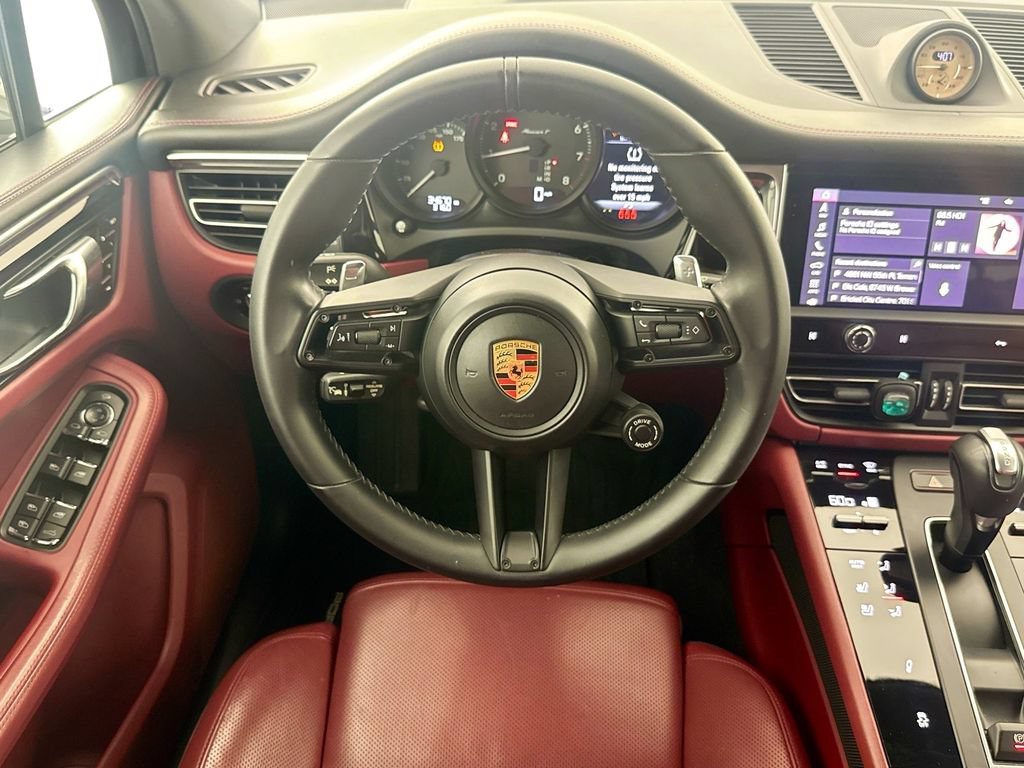 Used 2023 Porsche Macan Turbo AWD/4WD image 11
