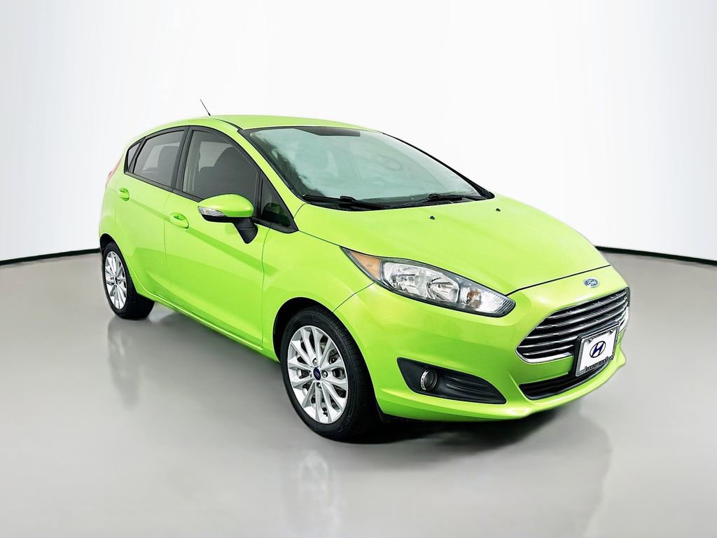 Used 2014 Ford Fiesta SE w/ Equipment Group 201A image 3