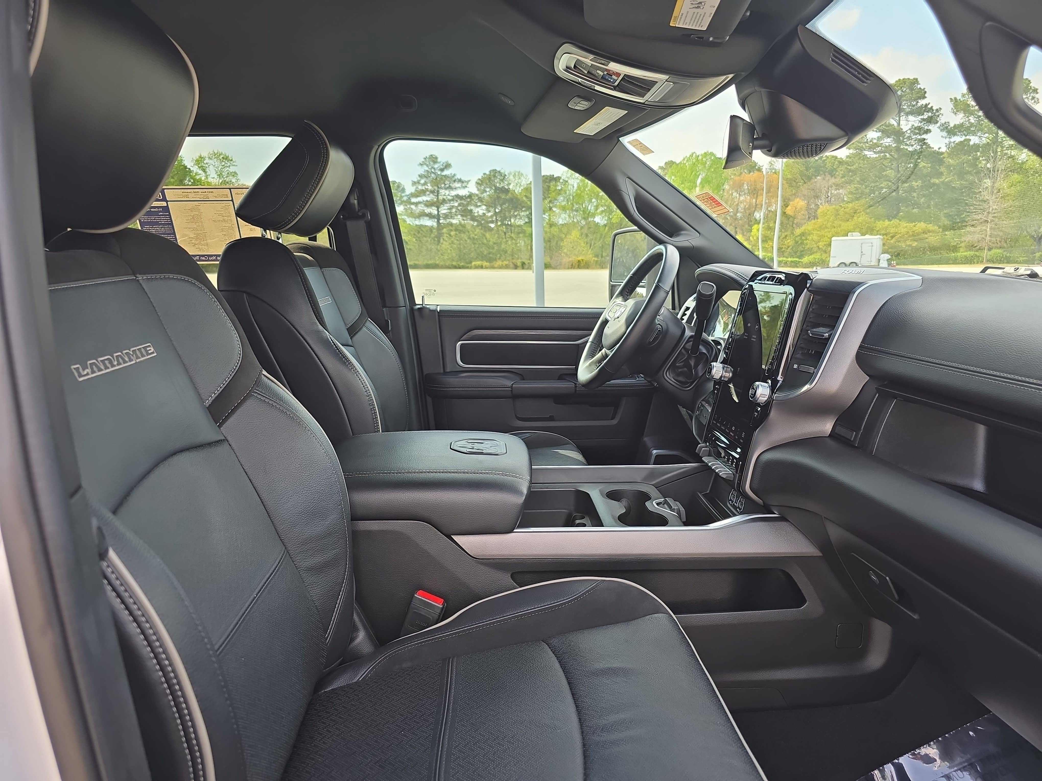 Used 2023 RAM 2500 Laramie w/ Night Edition image 10