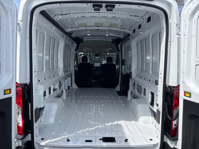 New 2026 Ford Transit 250 148 Medium Roof RWD image 11