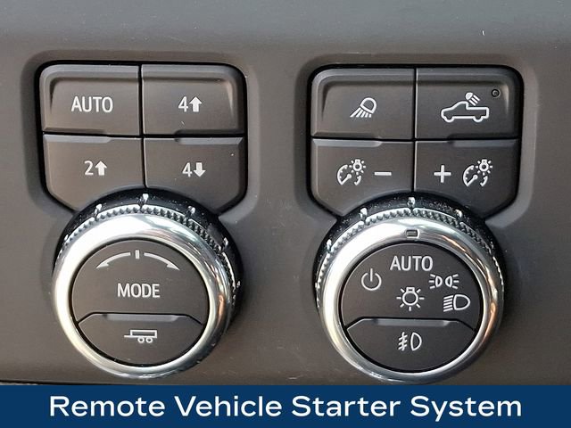 Used 2025 GMC Sierra 2500 Denali Ultimate image 9