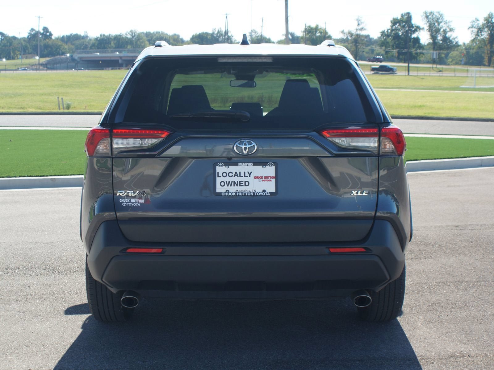 Used 2025 Toyota RAV4 XLE FWD image 3