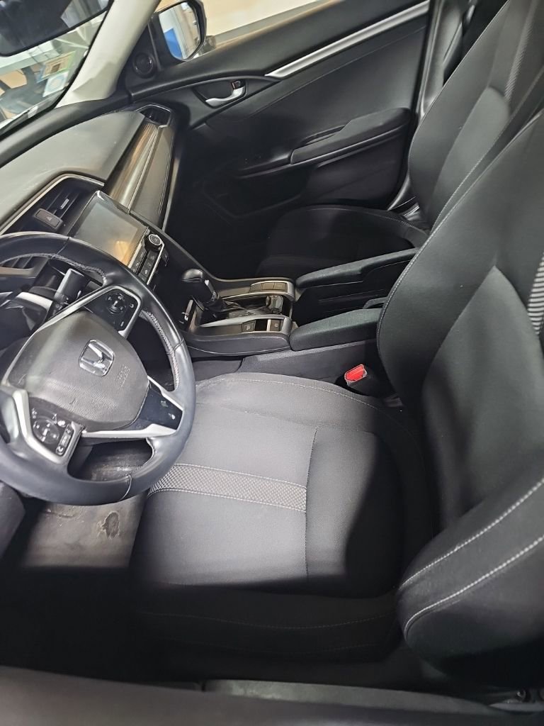 Used 2020 Honda Civic EX image 6