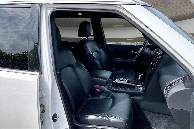 Used 2023 Nissan Armada SL w/ Midnight Edition Package RWD image 6
