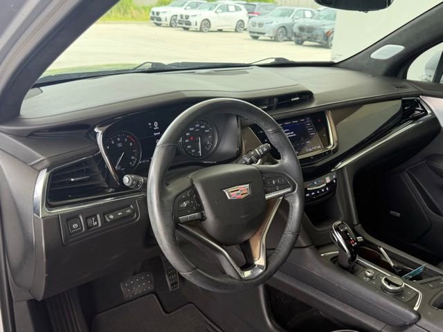 Used 2020 Cadillac XT6 Premium Luxury w/ Platinum Package FWD image 18
