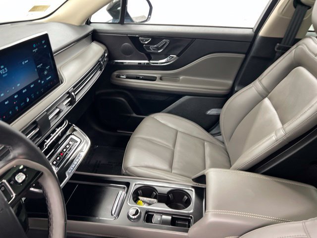 Used 2026 Lincoln Corsair Premiere AWD/4WD image 21