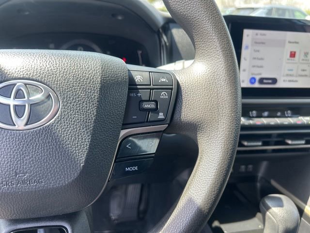 Used 2025 Toyota Camry LE image 21
